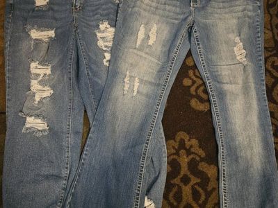 Cute Women's Jeans For Sale!!