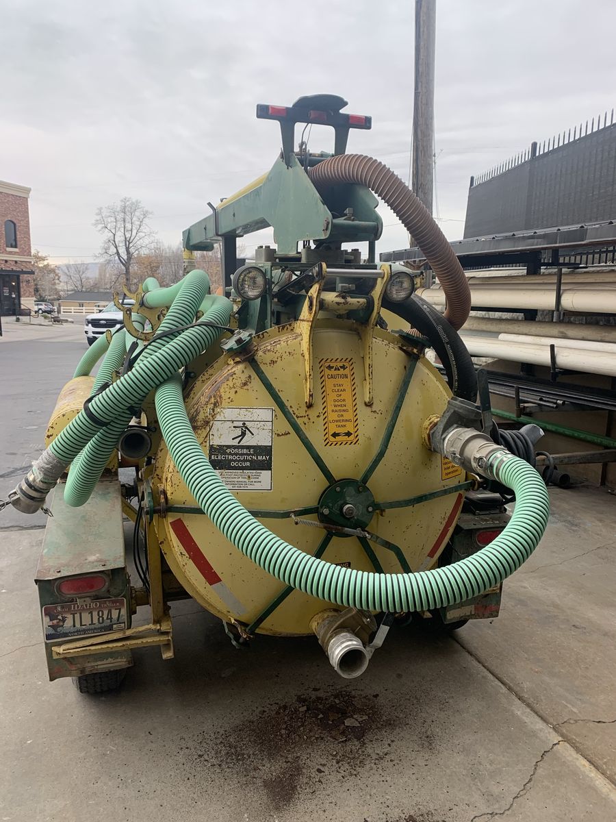 Vacuum trailer