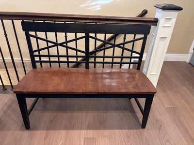 Cute Bench! Well built and sturdy