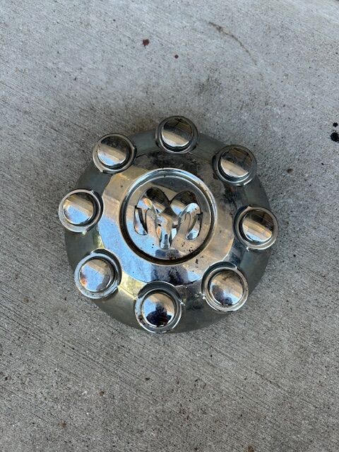 1 Dodge Hubcap