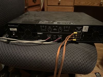 Home Stereo Crown CTS 600 Series Power Amplifier