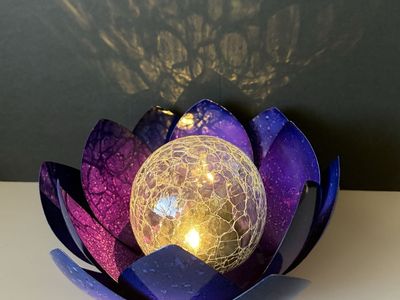 Purple Lotus LED Solar Light
