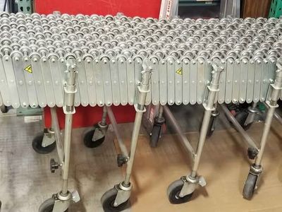 Nestaflex 225 Skate Wheel Conveyor — 5 Sections, Extends to over 18' — PRICE REDUCED
