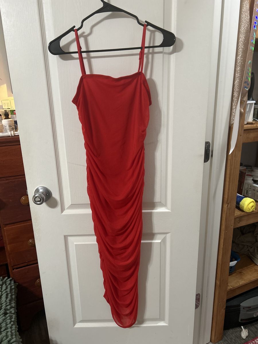 Wild Fable Red Ruched Midi Bodycon Dress - Sleeveless with Adjustable Straps, Size Medium New