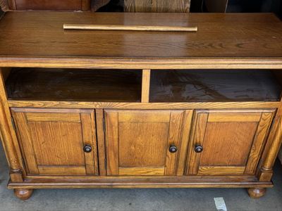 Entertainment center, TV stand