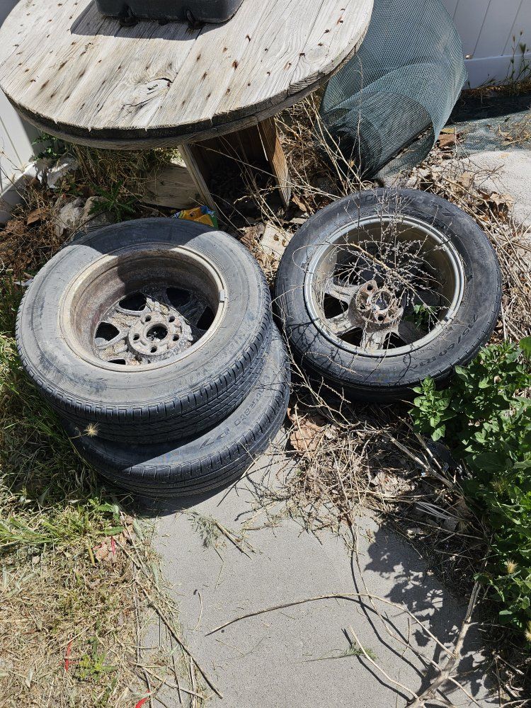 3 random wheels/ tires