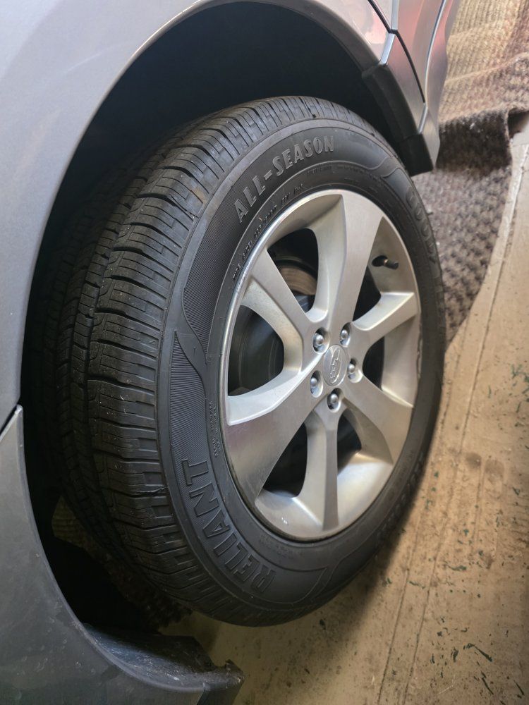4 Like New Goodyear 225/60R17 Tires and 17in Alloy Rims
