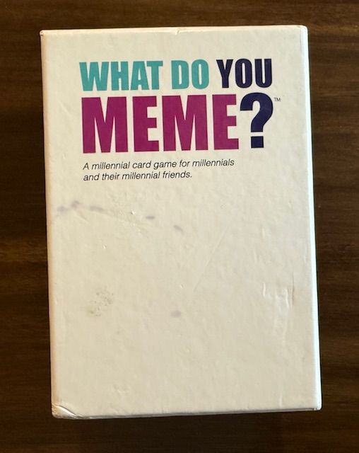 Card Game -- What Do You Meme?