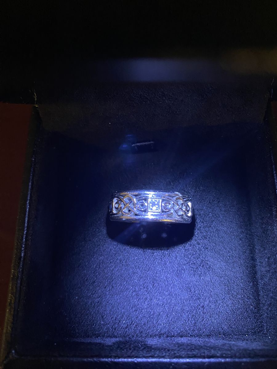 Main image 2