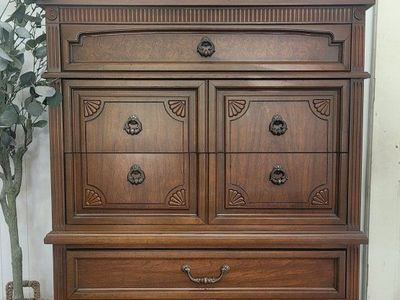 Vintage Dixie brand dresser