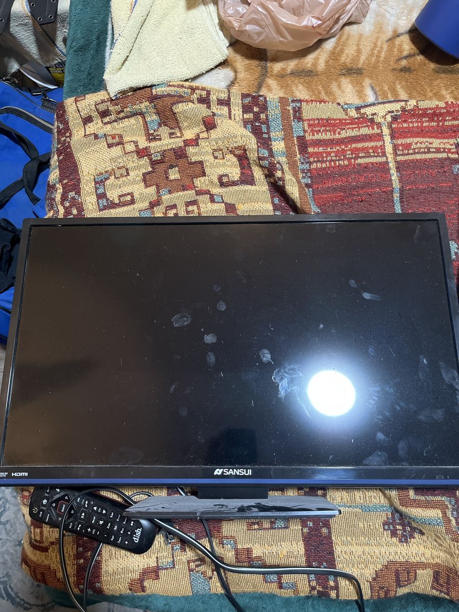 Sansui Flat Screen TV with Remote