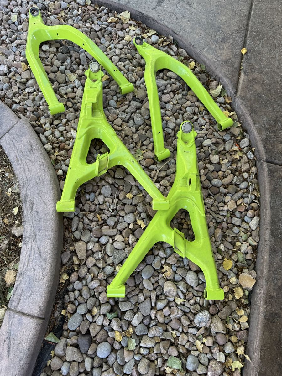 2024 Polaris pro R A-arms