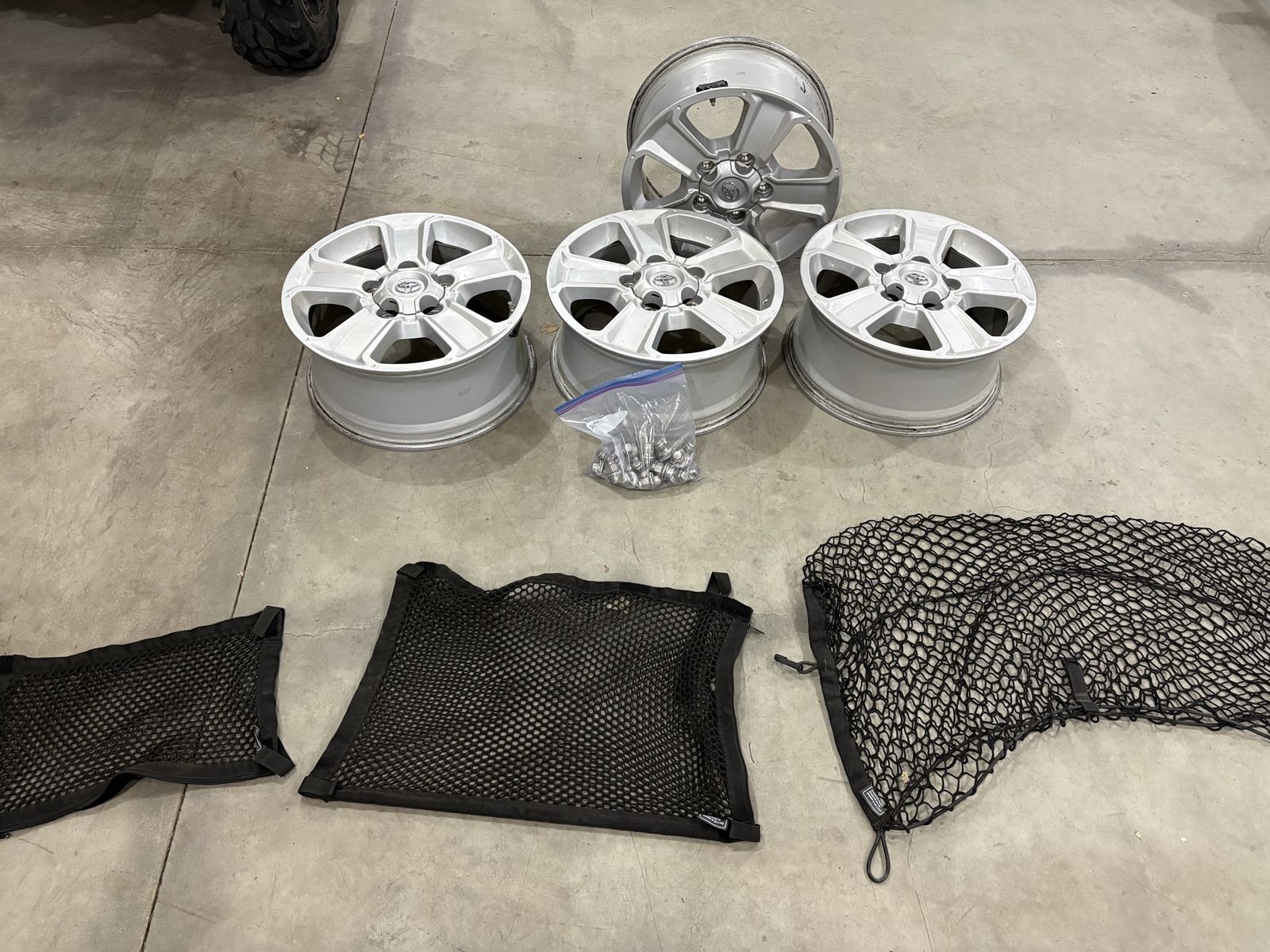 Toyota tundra wheels