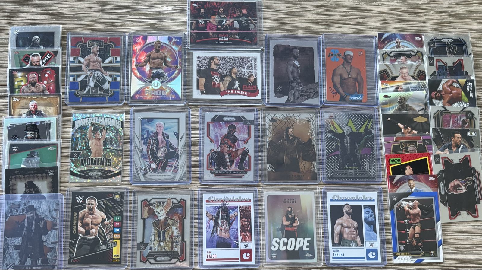 Topps WWE Wrestling Card Lot 40