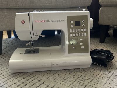 Singer Confidence Quilter sewing machine