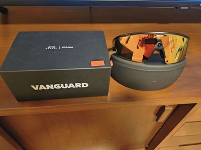 Oakley Meta Vanguard - barley used
