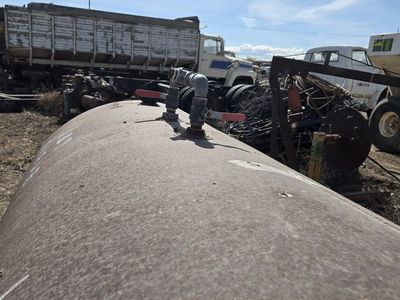 500 and two hundred fifty gallon farm tanks
