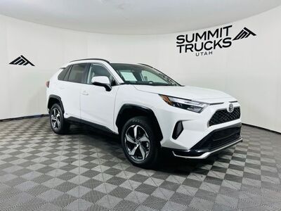 2025 Toyota RAV4 Plug-in Hybrid SE