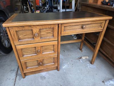 Vintage 4-drawer desk with solid top