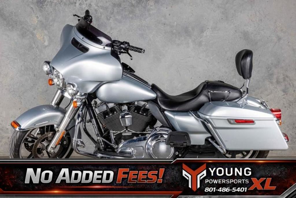 2015 Harley-Davidson® FLHTCU - Electra Glide® Ultra Classic®