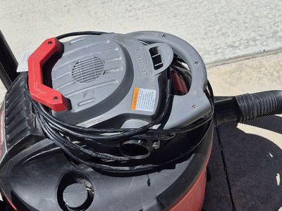Craftsman 6.5 Peak HP Wet/Dry Vacuum with 265 MPH Blowing Power