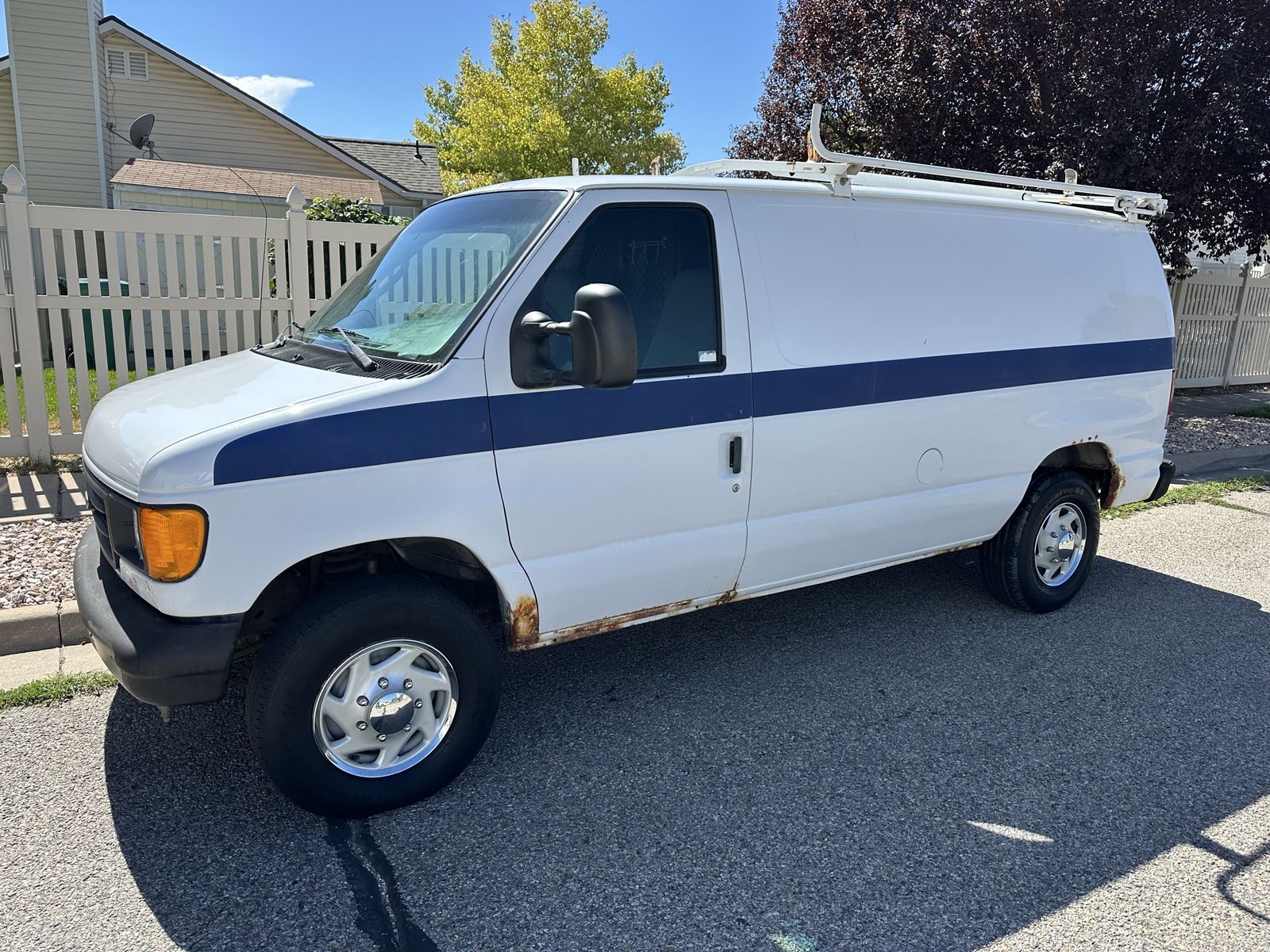 2007 Ford E-250 and Econoline 250 