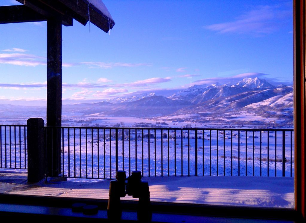 OGDEN VALLEY LARGE HOMES- PRICES RECENTLY REDUCED FOR SUMMER OPEN DATES !
