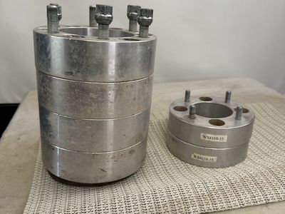 Set of Aluminum Wheel Spacers / Adapters - 6x139.7 & WS4110-15