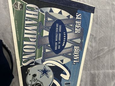edge autographed Dallas Cowboys players and XXX SuperBowl hat along with an Super Bowl 30 banner