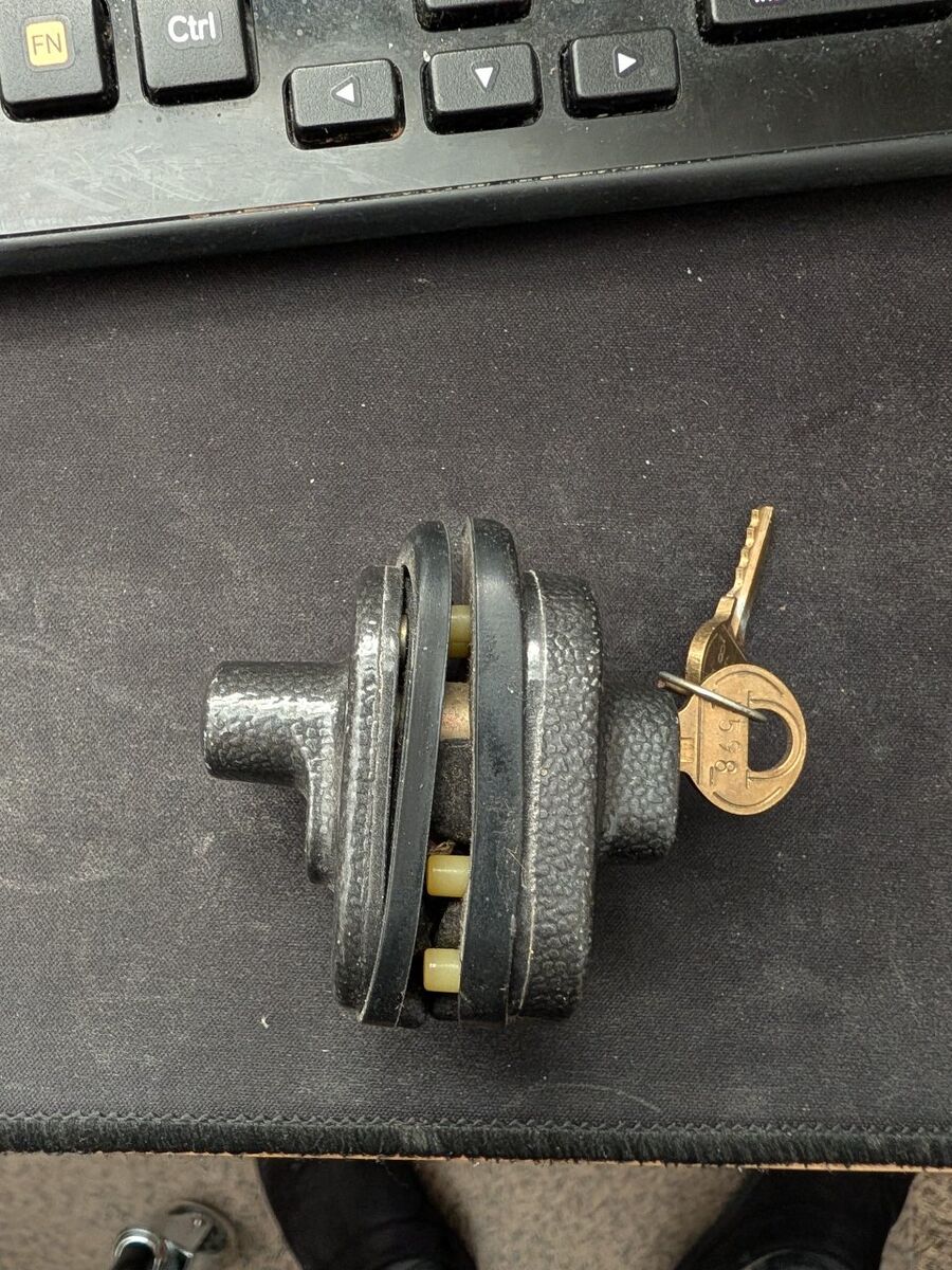Master lock trigger lock