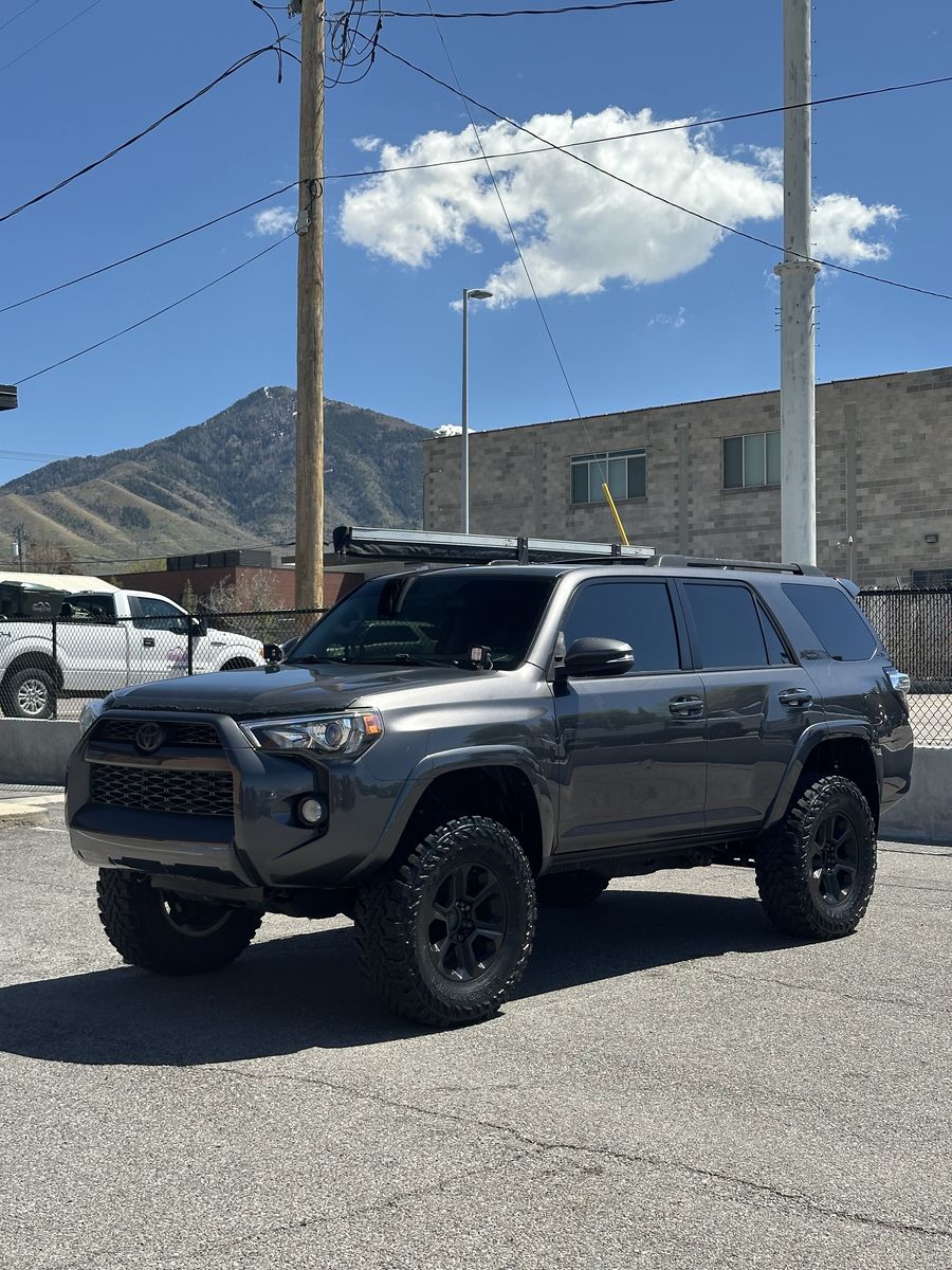 2016 Toyota 4Runner SR5 Premium