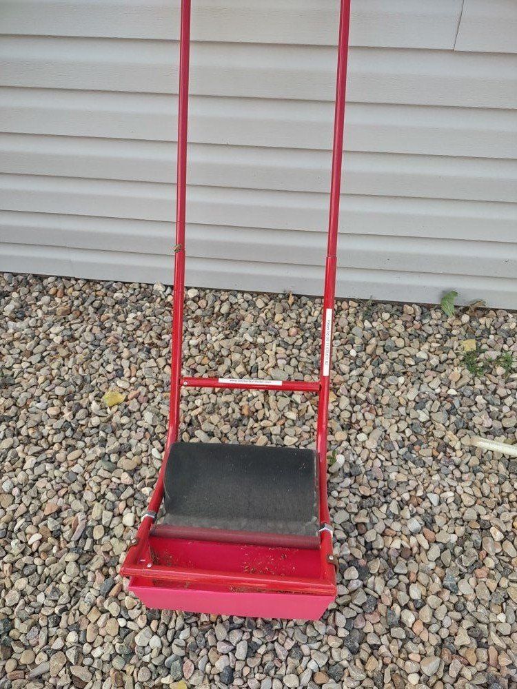 Rent Goat Head Roller