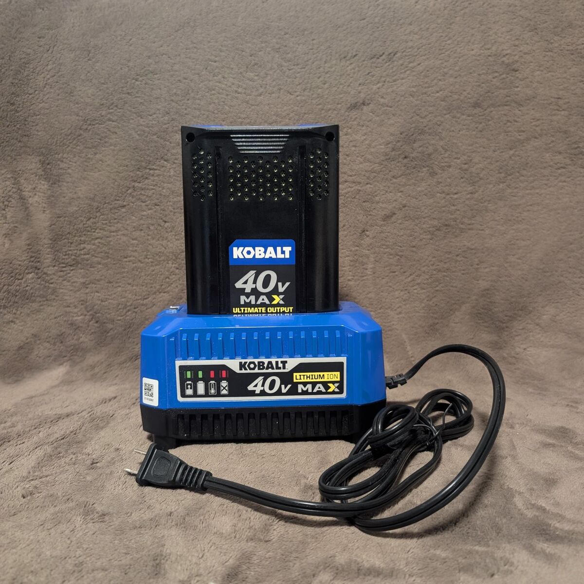 Kobalt 40v Max 2.0Ah battery + charger