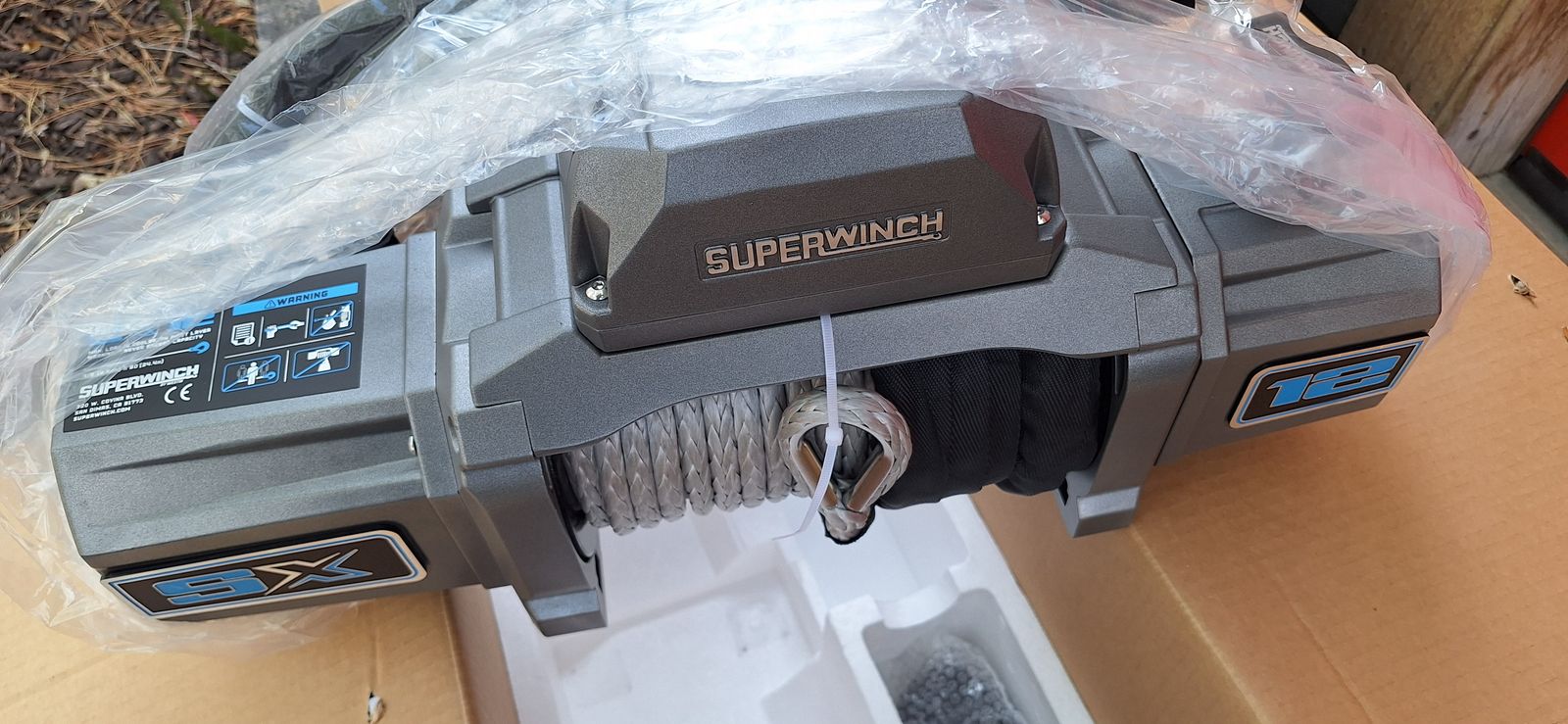 Superwinch 12000 LBS 12V DC 3/8in x 80ft Rope SX 12000 Winch - Graphite