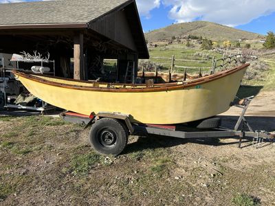 Lavro driftboat with motor well.