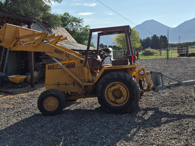 Case 480F Construction King 2WD loader/grader