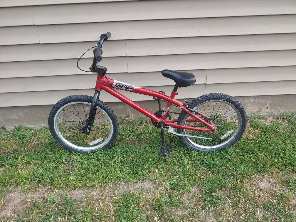 Giant GFR 20" Bmx Bike Bicycle
