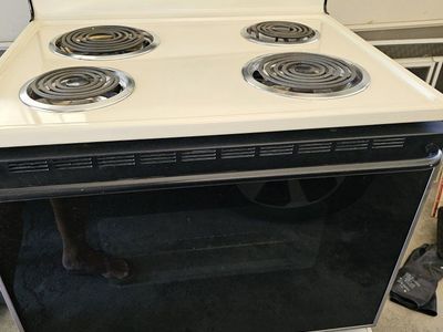 Maytag Stove/Oven