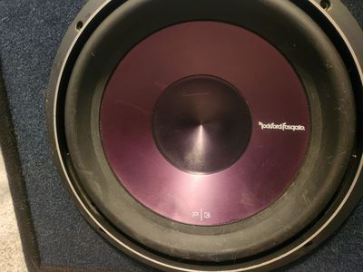 Rockford Fosgate 12" P3 w/enclosed box