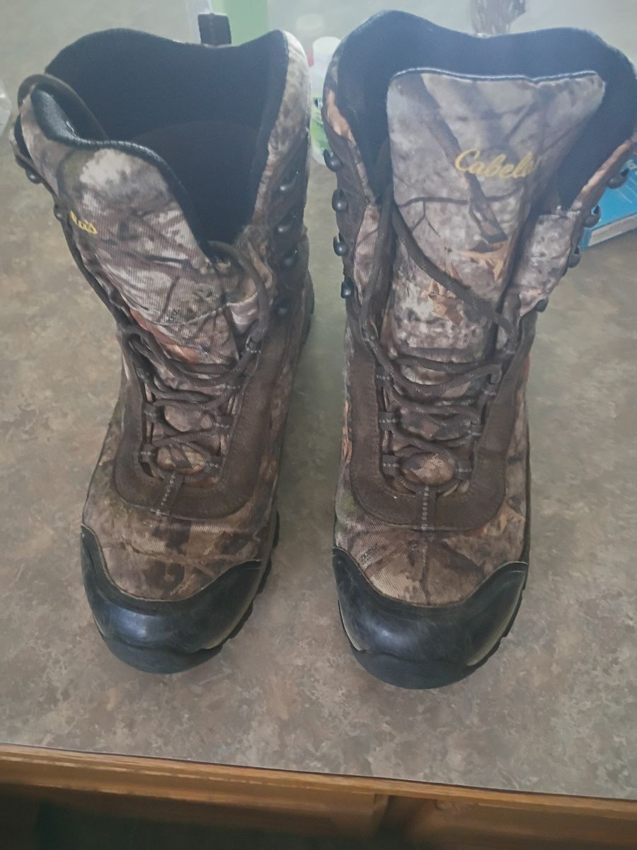 Cabelas Men's size 12M hunting boots