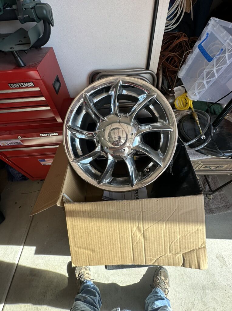 4 Rims For A 2000 Volkswagen Jetta.