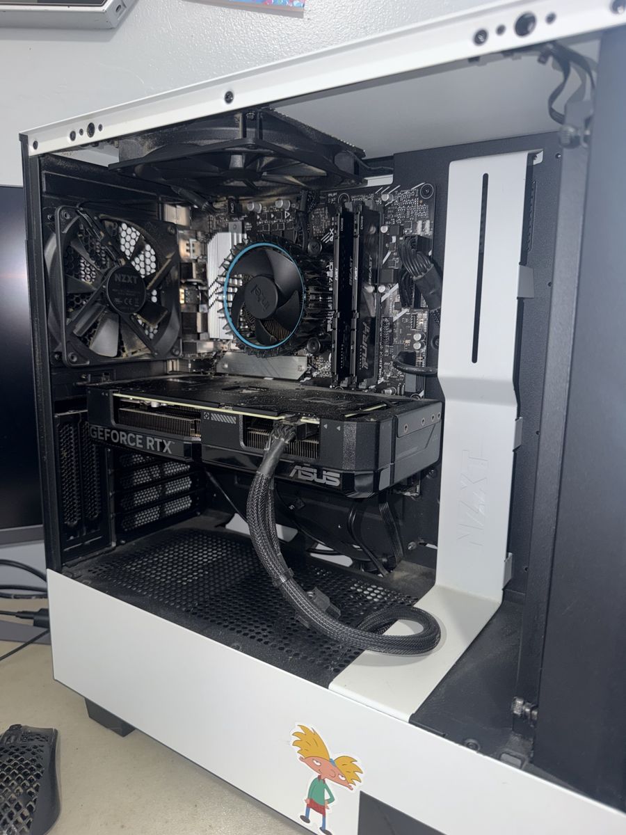 Main image 3