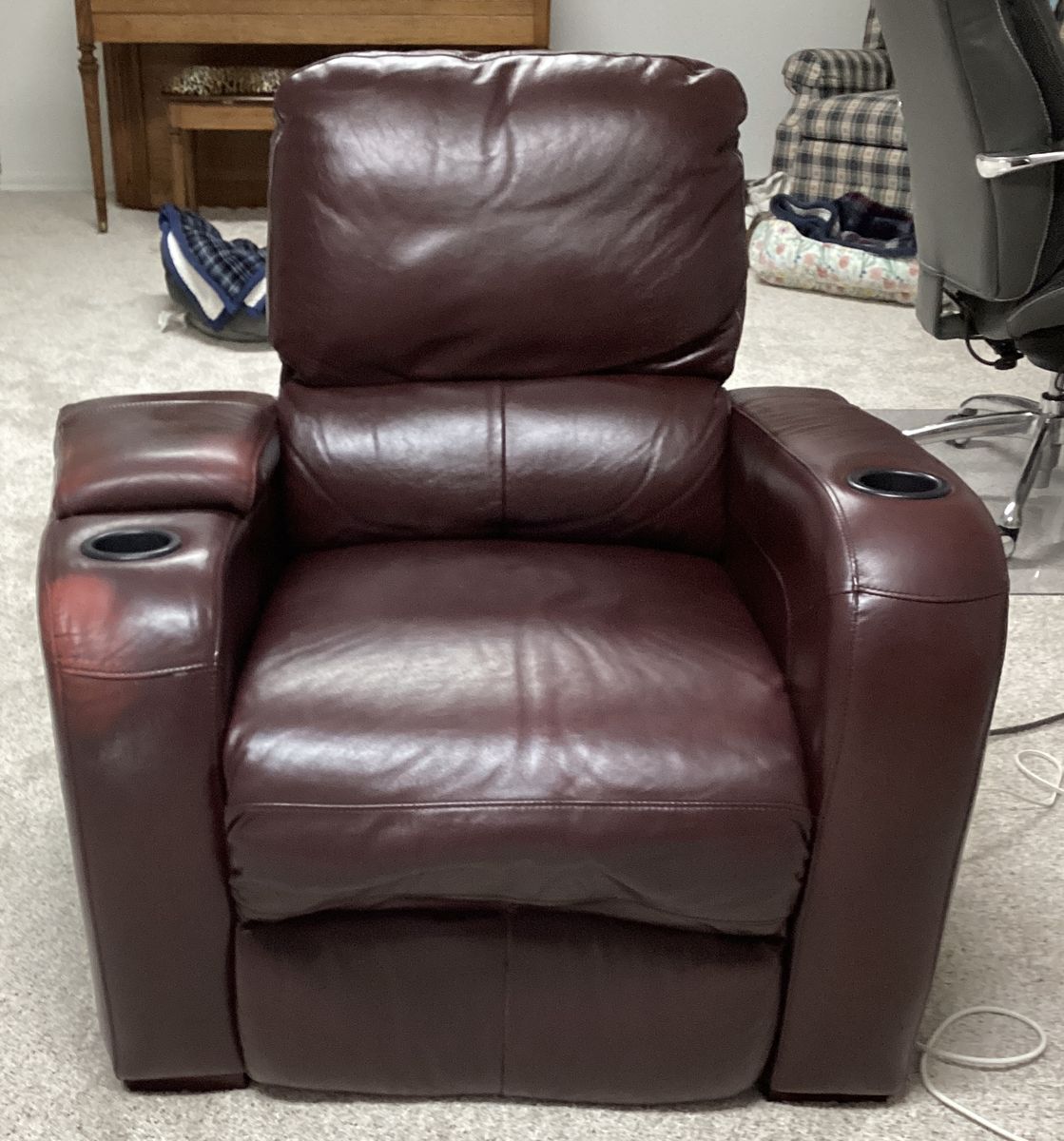 Budget-Friendly Leather Power Reclining Home Theater Chairs