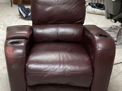 Budget-Friendly Leather Power Reclining Home Theater Chairs