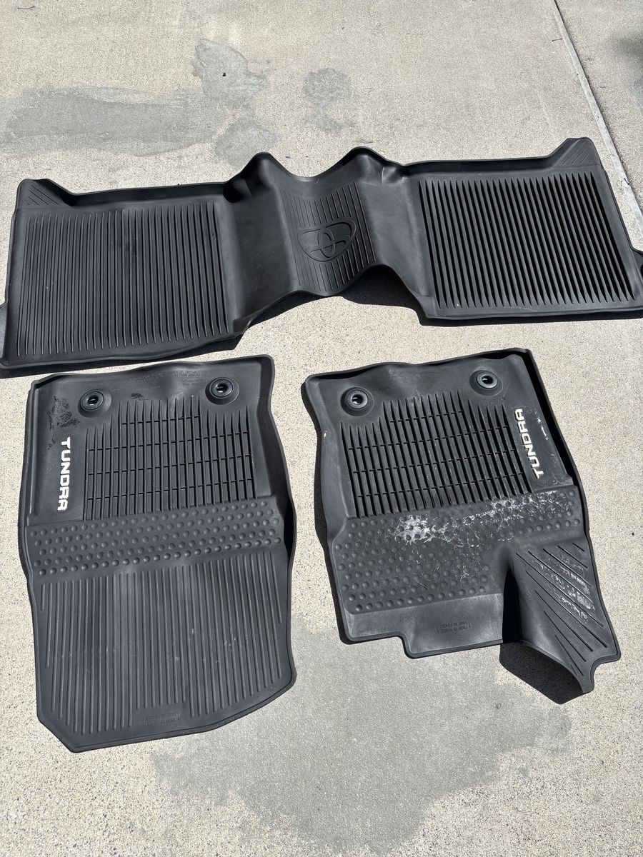 2022 Toyota Tundra Crewmax Floor Mats