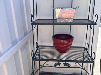 Vintage Gardening Potters Rack. Darling for your she shed, greenhouse etc.