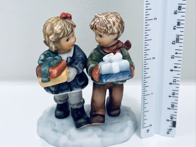 Hummel Amd Precious Moments Figurines