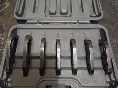 Matco Tools. 7piece offset filter Wrench Set. CFFS7