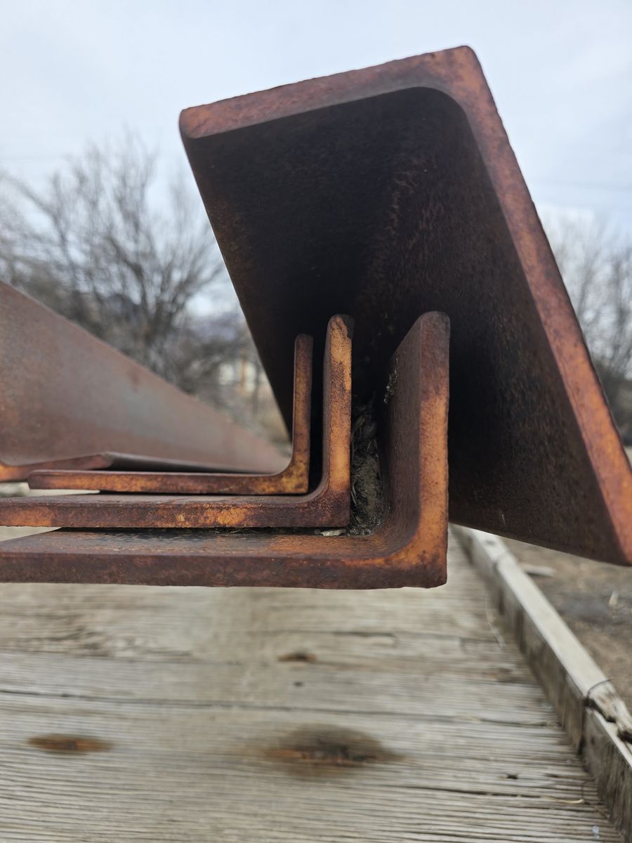 Angle iron
