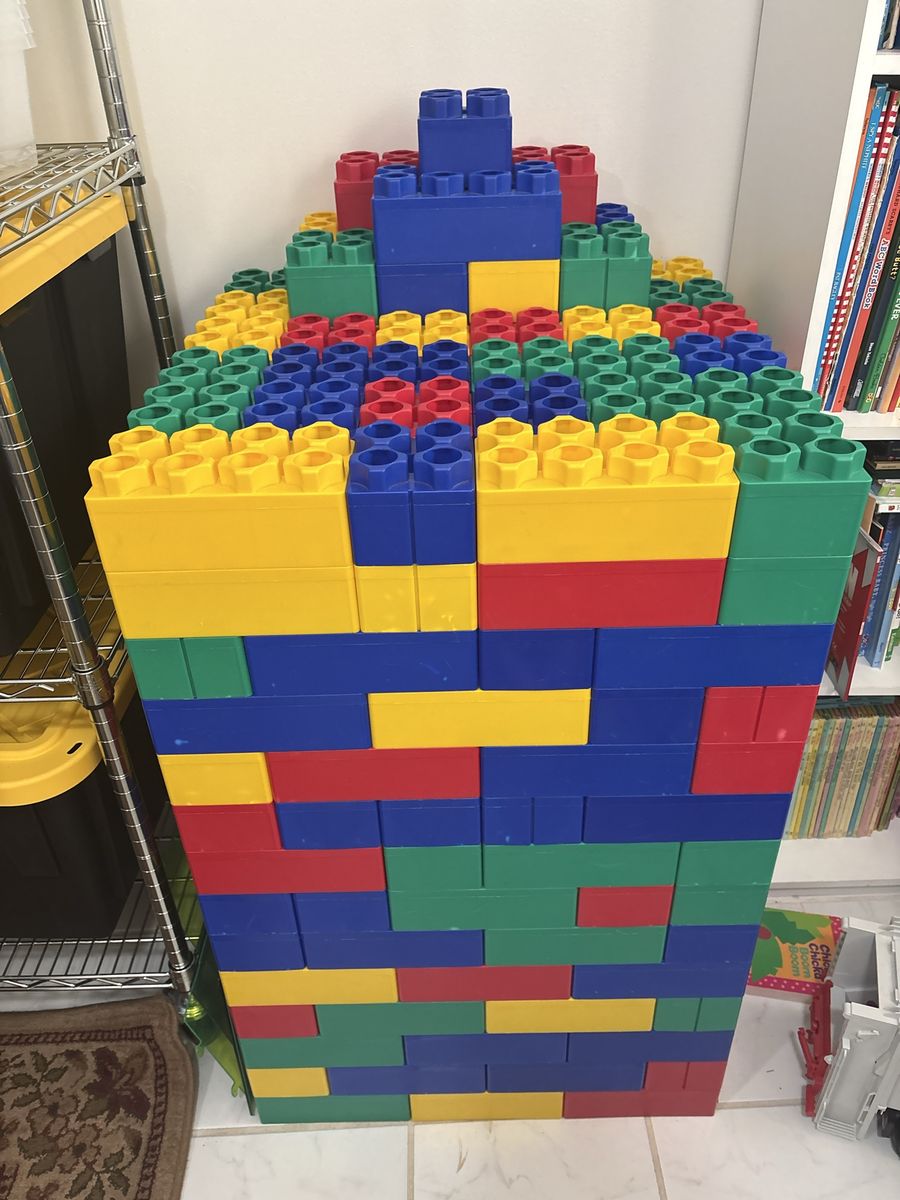 Large Set of Interlocking Plastic Building Blocks Giant Toy Bricks